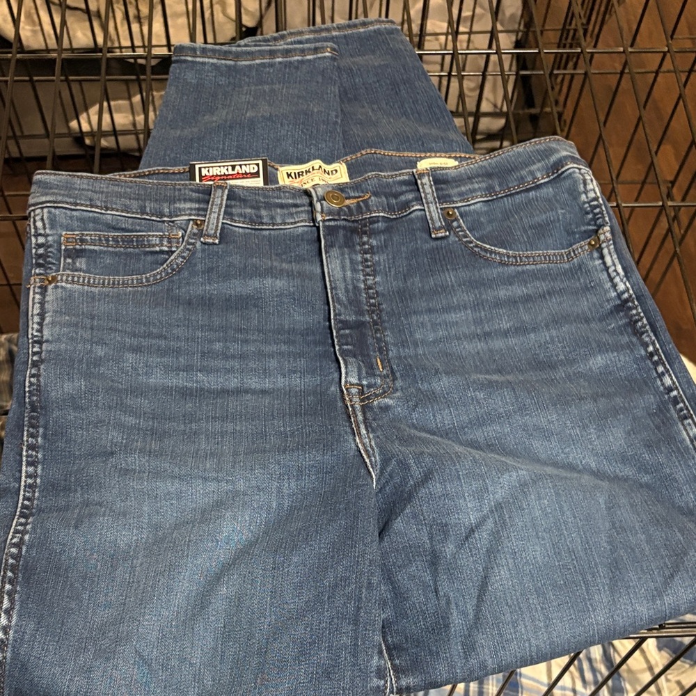 Kirkland Signature Relaxed Fit Men's Denim Jeans